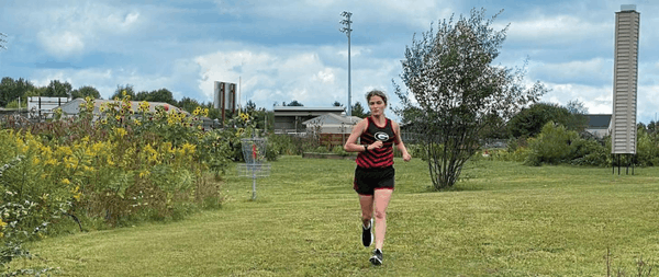 Gianna Running Cropped