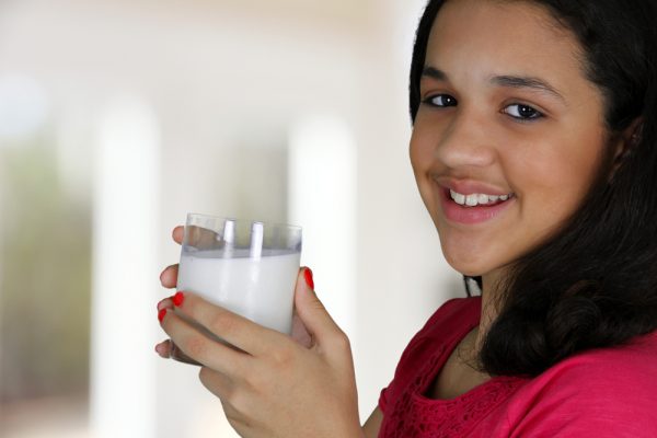 Milk or milk substitute? Know the differences