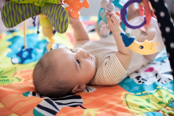 Gift guide: Tips on finding the best toys for baby