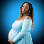 Julie Price maternity photo-horizontal