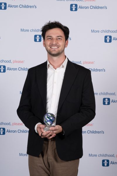 Speech therapist Jack Weber with his More childhood, please award.